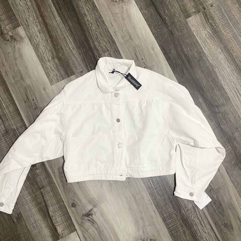 NWT BLANKNYC Cropped Denim White women's 100% cotton Jacket oversize size Xlarge - Picture 3 of 7